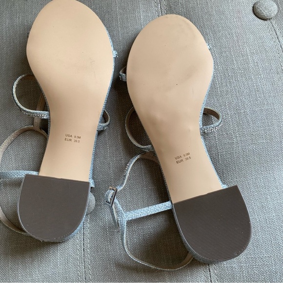 NEW Touch of Nina Sparkly Silver Heeled Sandals Block Heel - Picture 5 of 9